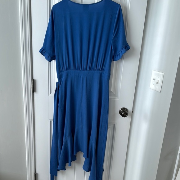 Blue Ruffled V-Neck Dress - Picture 3 of 3